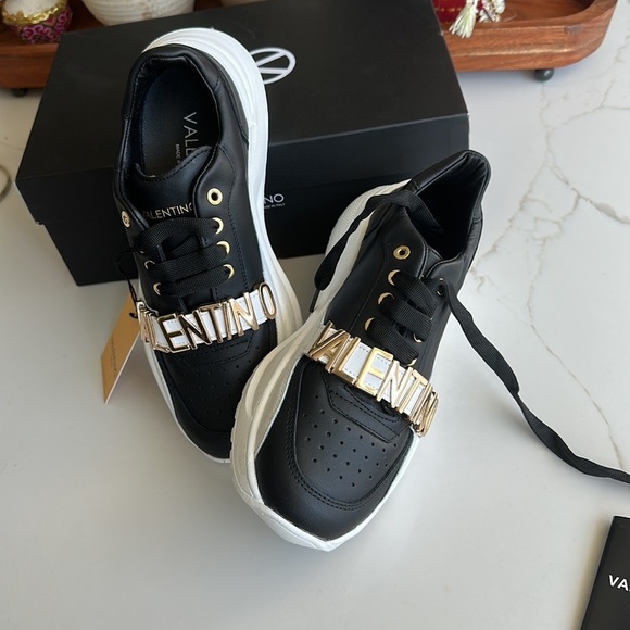 VALENTINO BV
MARIO VALENTINO
Sneaker - Picture 11 of 16